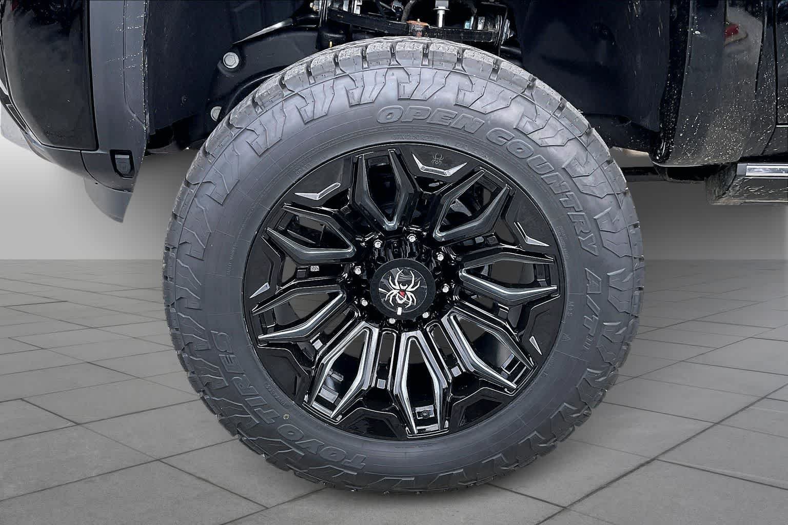 2026 GMC Sierra 2500HD Denali - Photo 9