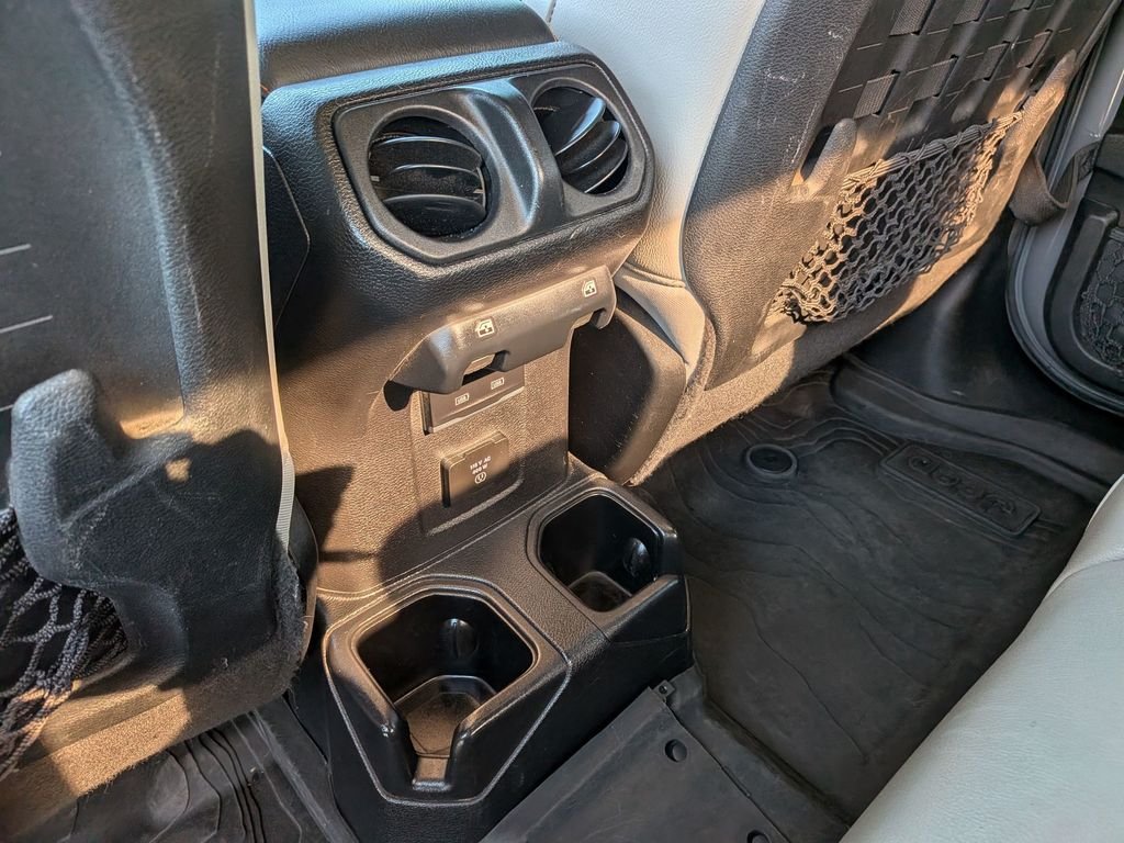 Used 2021 Gray Jeep Mojave image 33