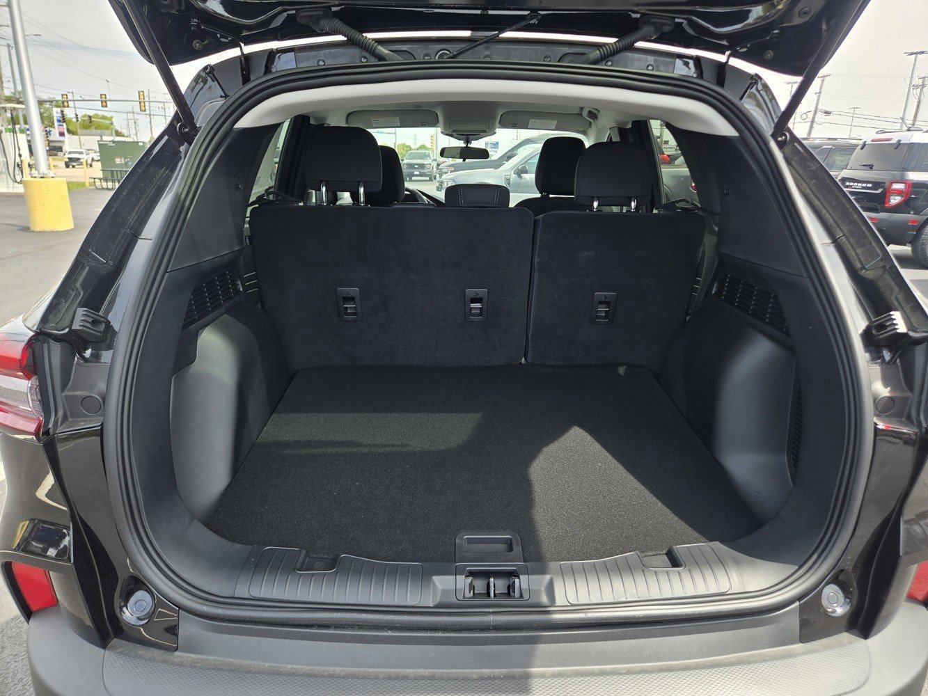 New 2026 Agate Black Metallic Ford Active image 23