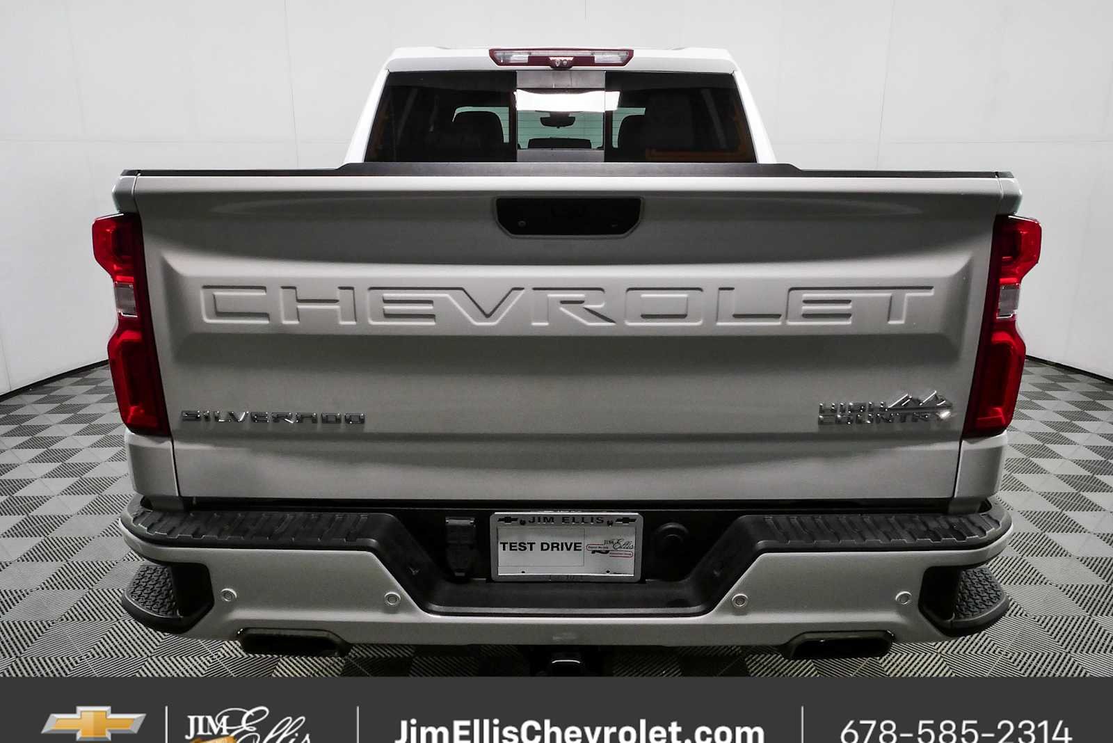 Certified Used 2021 IRIDESCENT PEARL TRICOAT Chevrolet High Country image 30