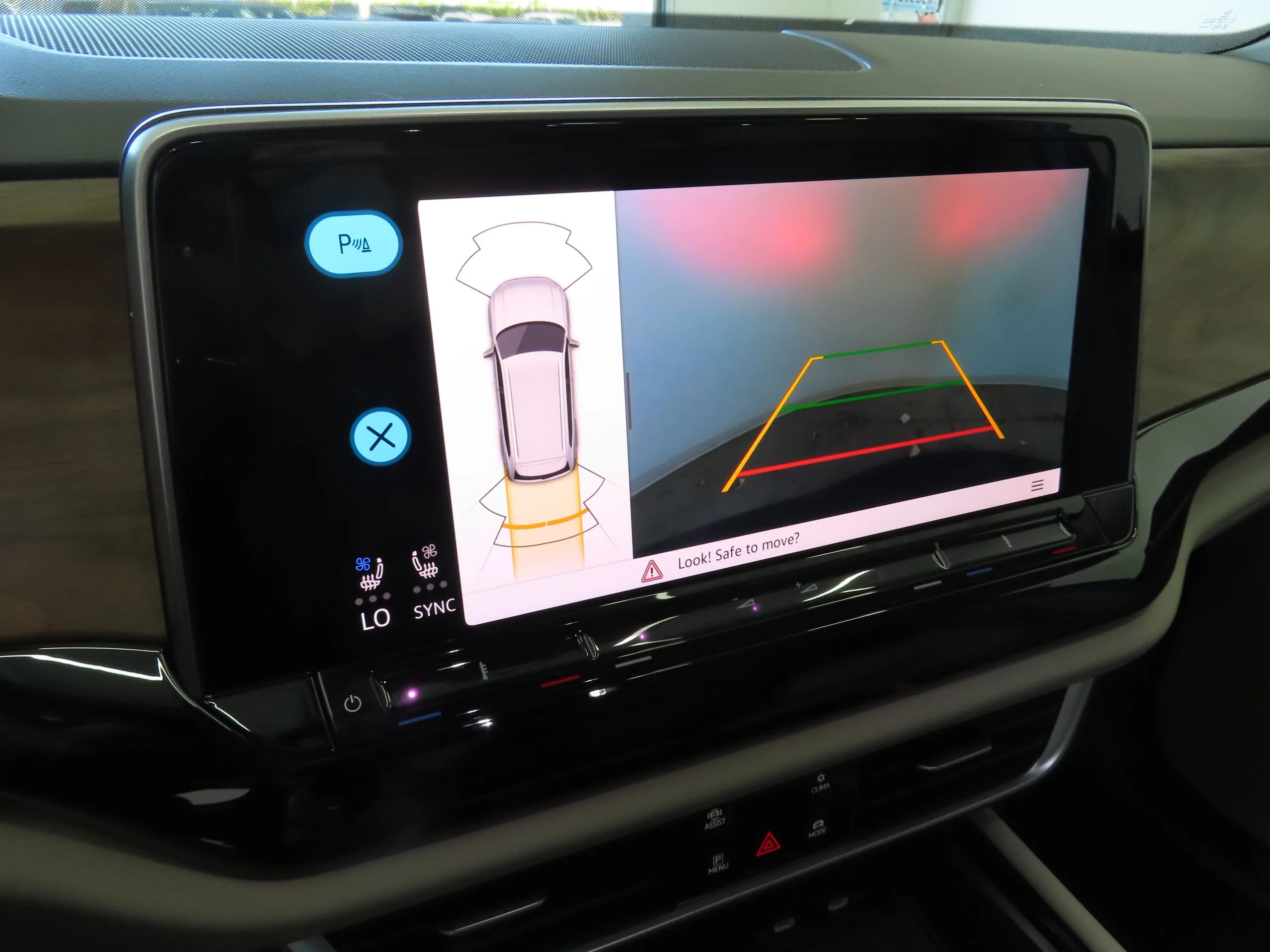 New 2026 Gray Volkswagen 2.0T SE w/Technology image 18