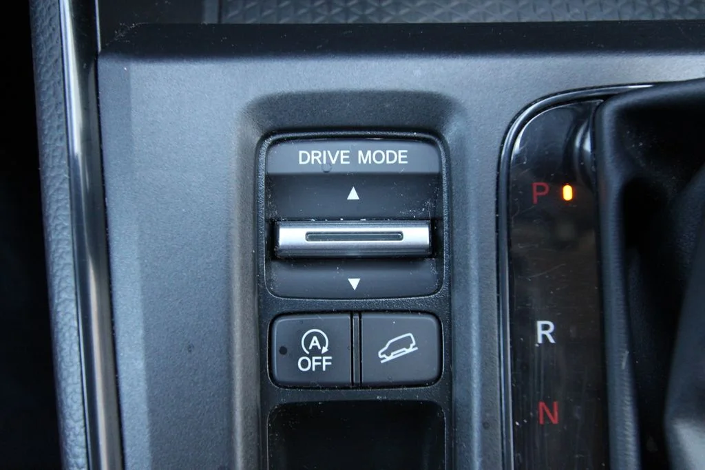 Used 2025  Honda EX image 26
