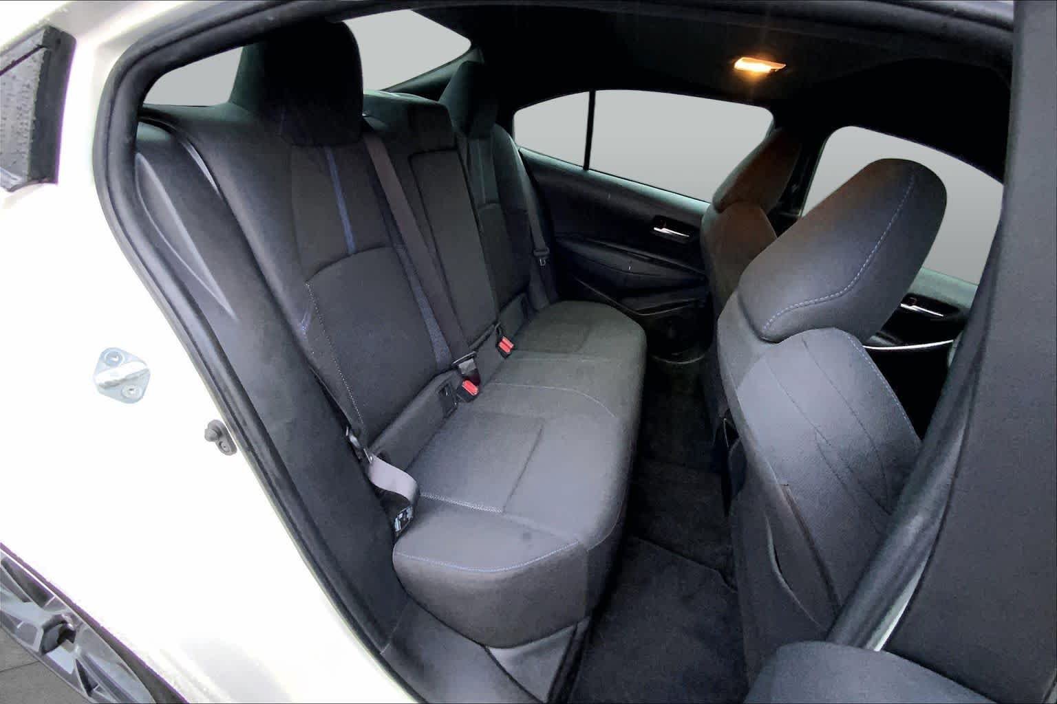 Used 2020 Super White Toyota SE image 18