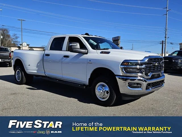 New 2026 Bright White Clear-Coat Exterior Paint RAM Tradesman image 1
