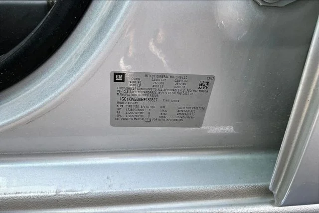 Used 2017 Silver Chevrolet LTZ image 5
