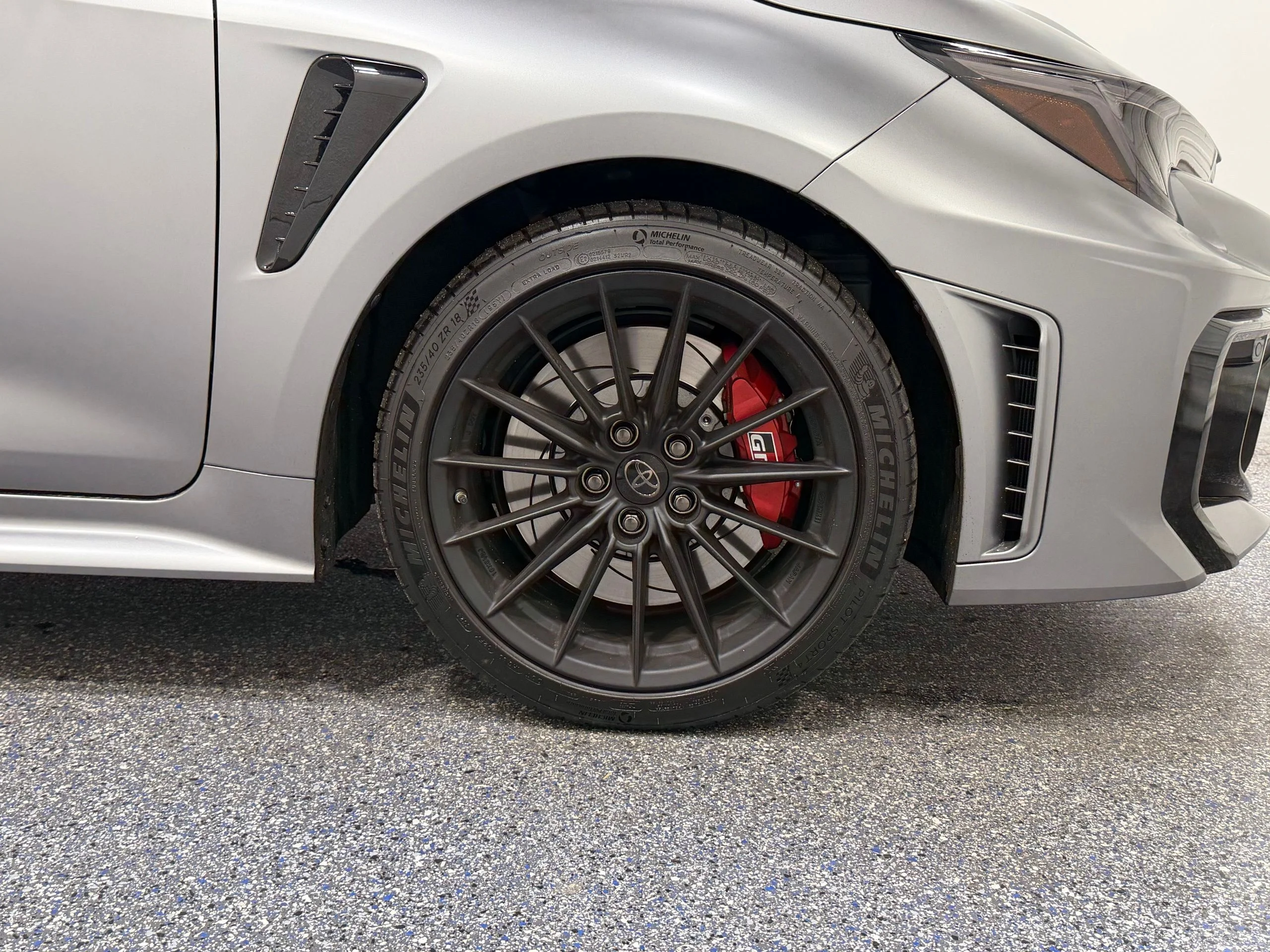Used 2025 Gray Toyota Premium Plus image 14