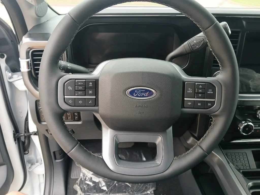 New 2026 Oxford White Ford F-250® Lariat® image 13