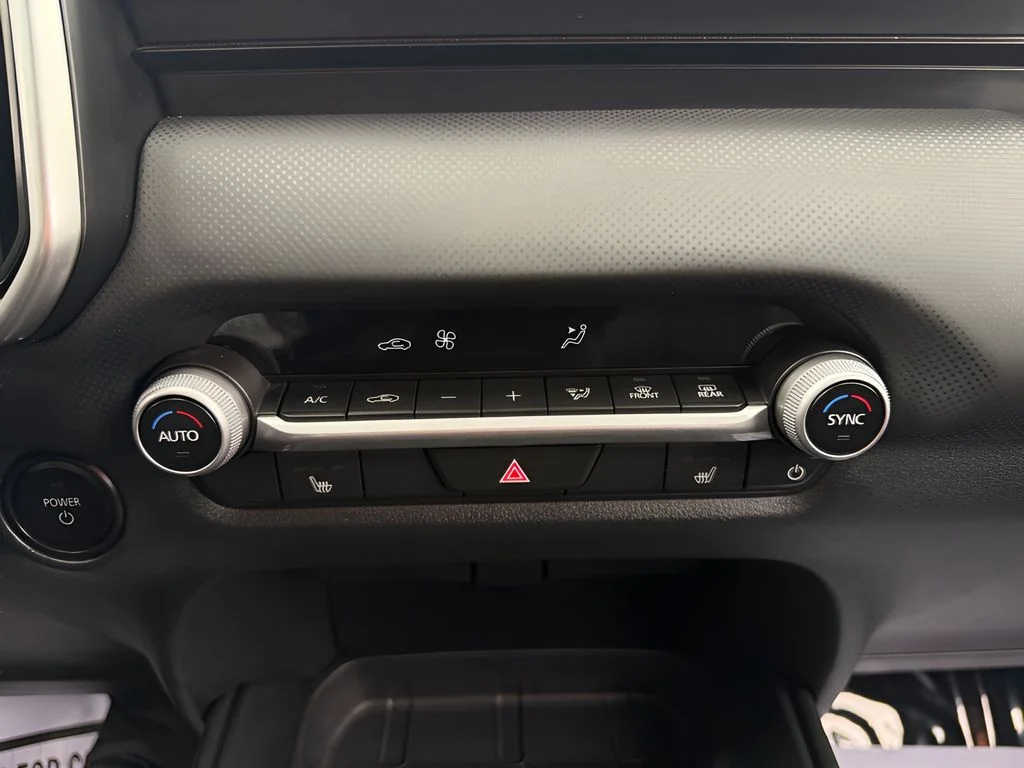 Used 2025 Gray Mazda Preferred image 17
