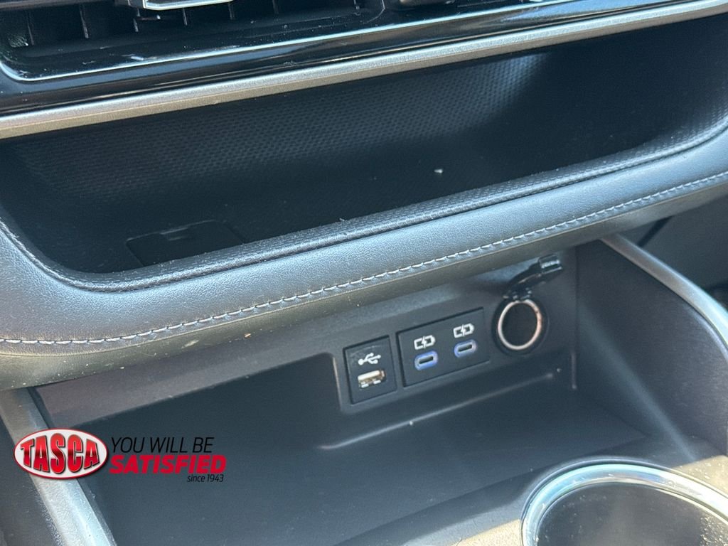 Used 2022 Gray Toyota XLE image 28