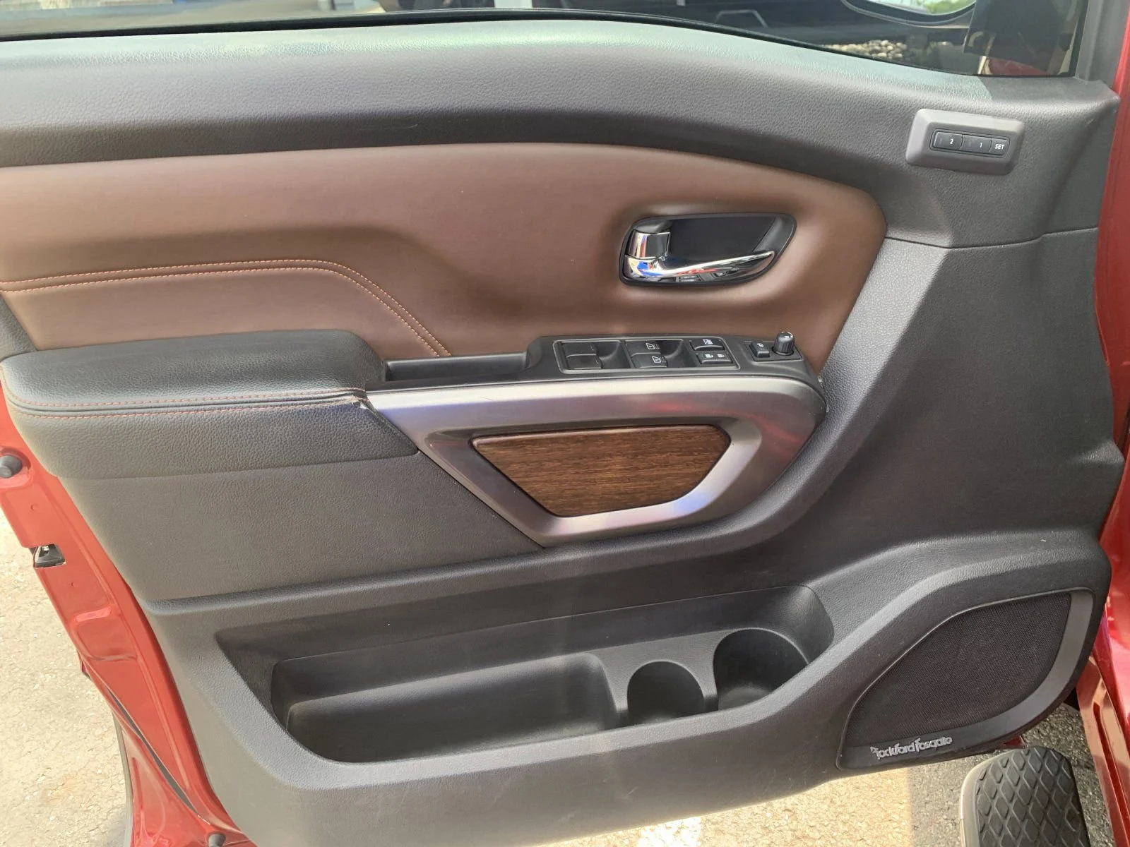 Used 2018 Red Nissan Platinum Reserve image 11