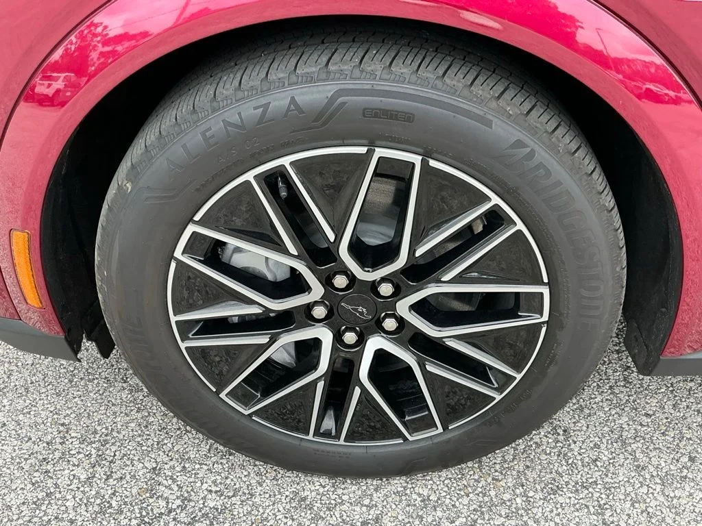 Used 2025 Red Ford Premium image 35