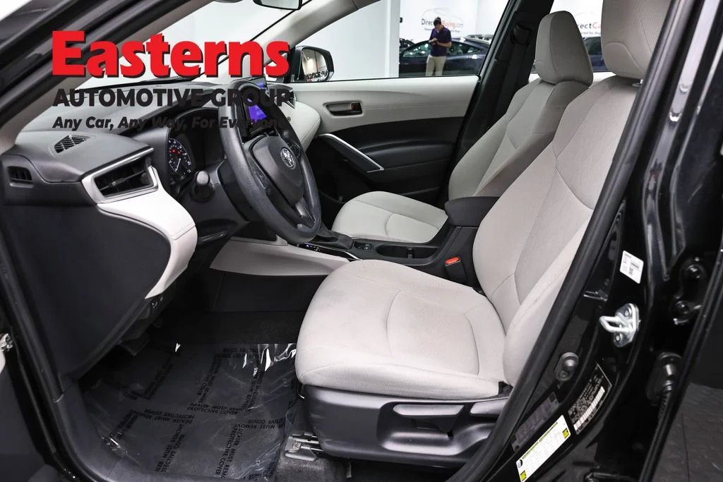 Used 2024 Black Toyota L image 13