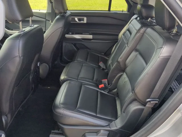 Used 2022 Silver Ford XLT image 27