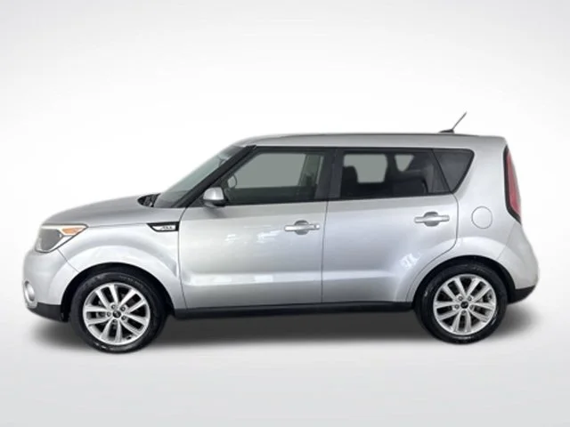 Used 2019 Silver Kia Plus image 10