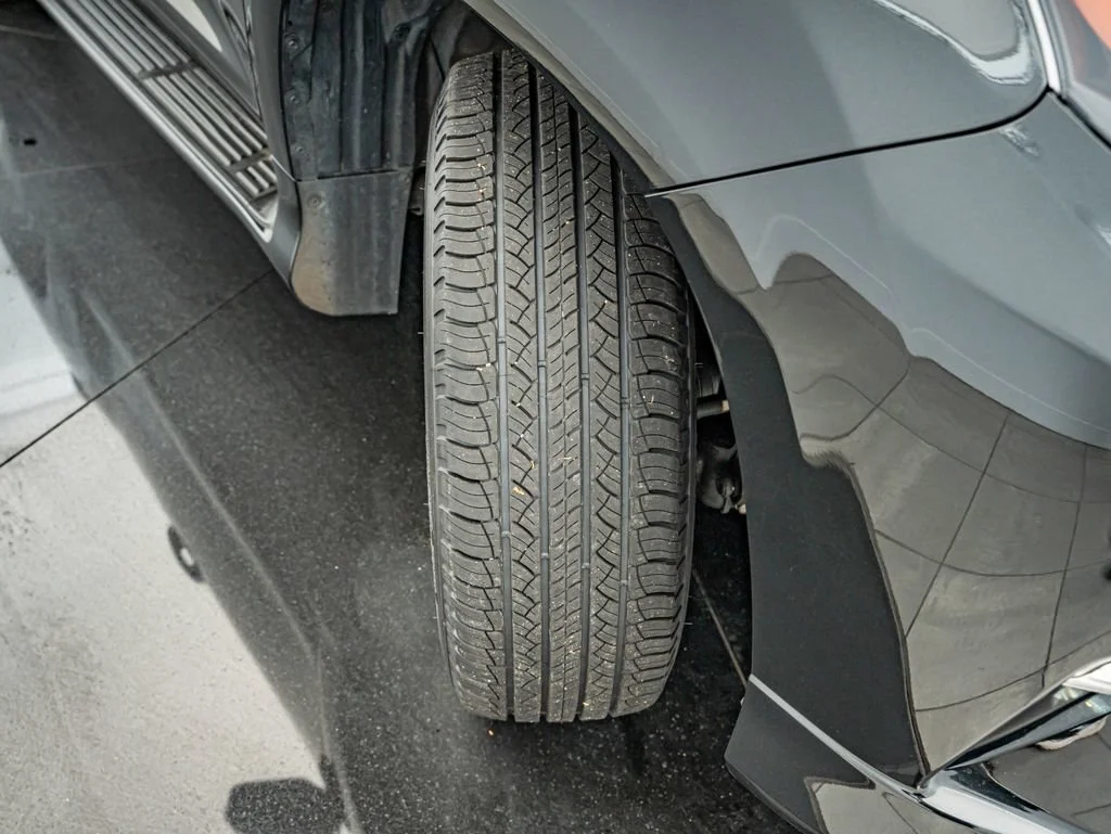 Certified Used 2023 Caviar Lexus 460 image 47