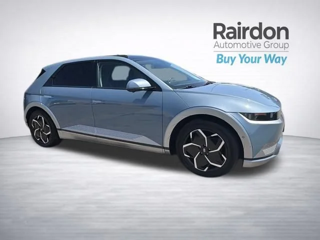 Used 2024 Lucid Blue Hyundai Limited image 1