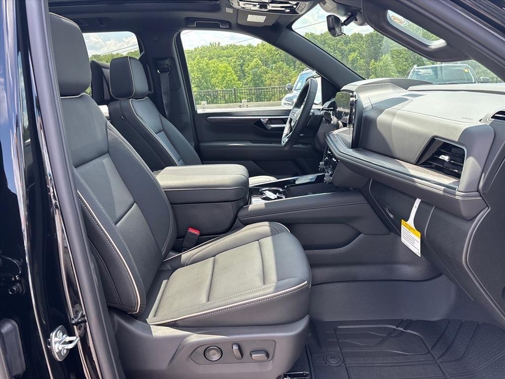 New 2026 Black Chevrolet Premier image 30