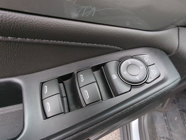 2023 Chevrolet Traverse 1LT - Photo 12