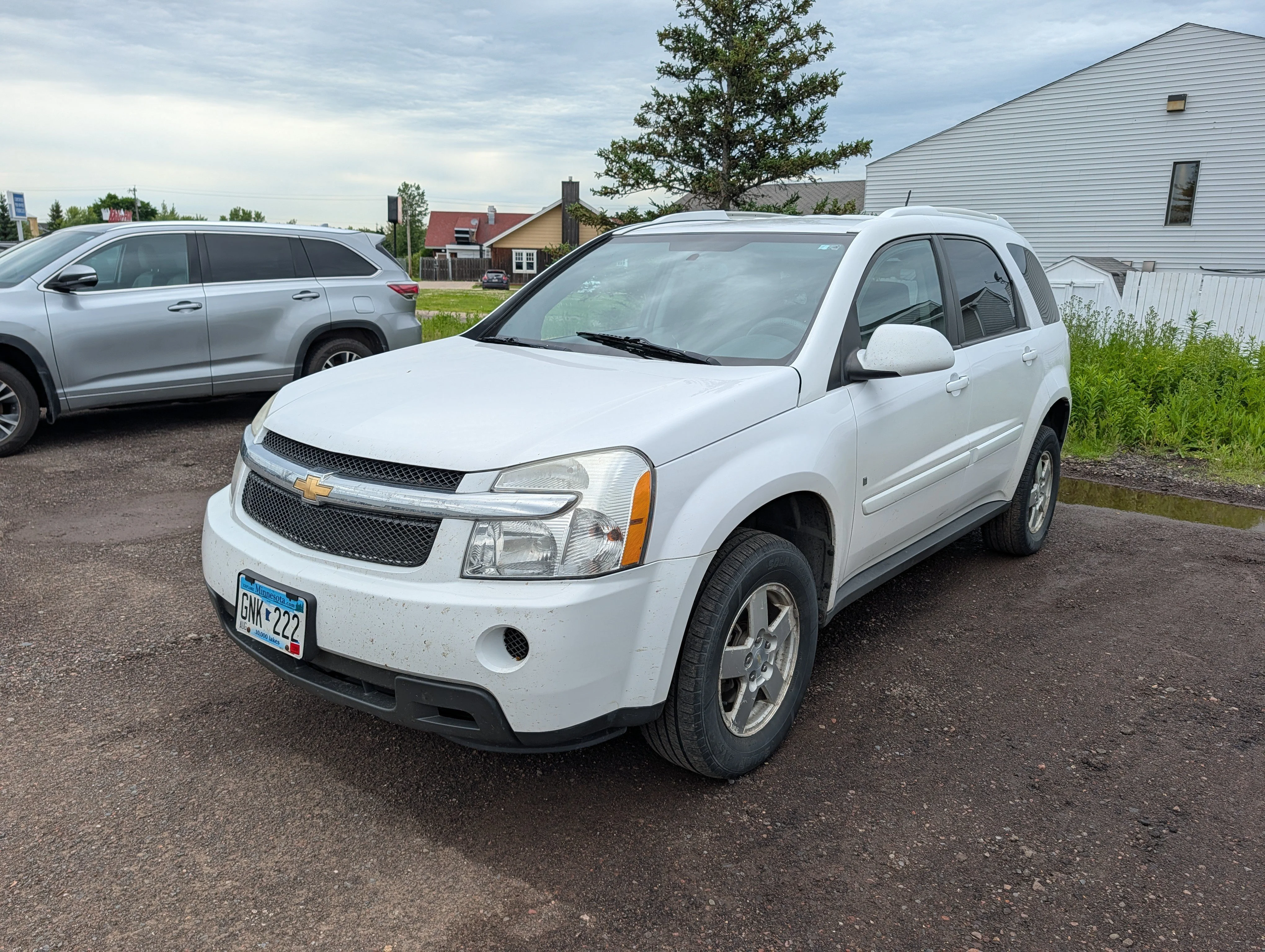 Used 2009 Summit White Chevrolet LT w/1LT image 3