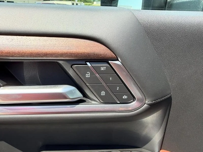 2026 GMC Sierra 2500HD Denali Ultimate - Photo 17