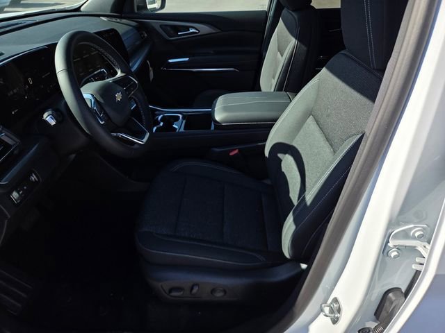 New 2026 Summit White Chevrolet LT image 6