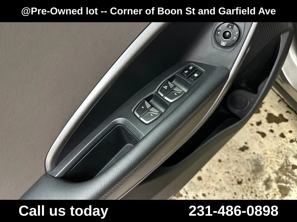 Used 2014 Gray Hyundai Base image 16
