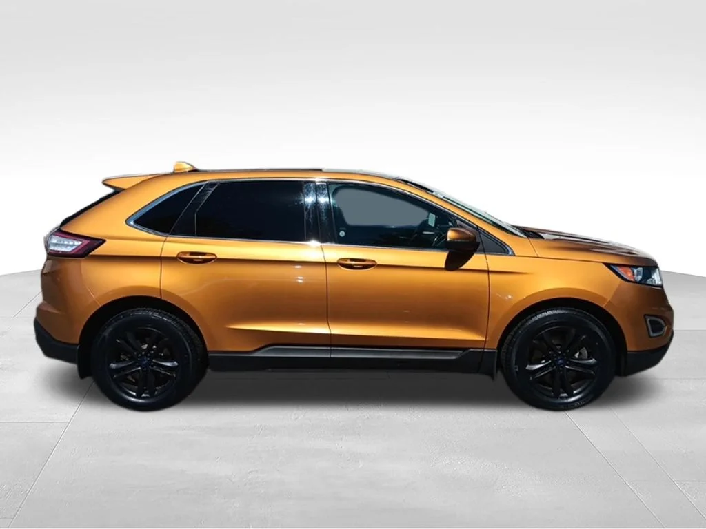 Used 2016 Electric Spice Metallic Ford SEL image 8