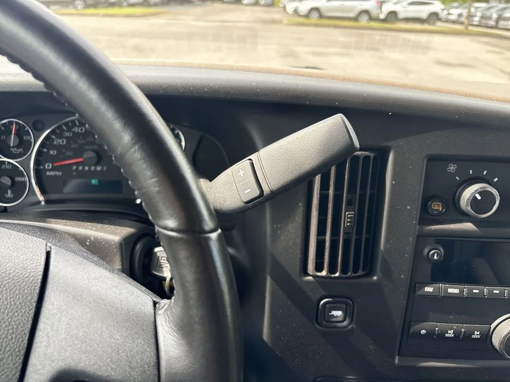 Used 2022 White Chevrolet Work Van image 18