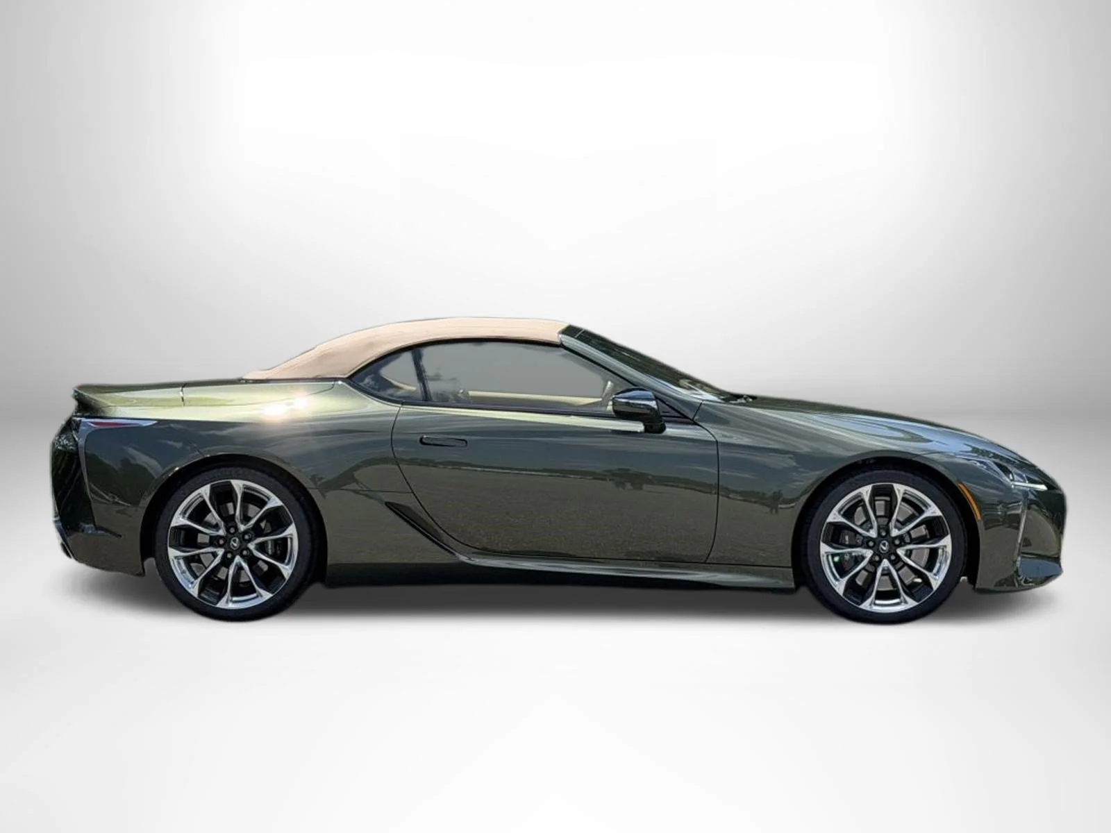 Used 2021 Nori Green Pearl Lexus 500 image 9