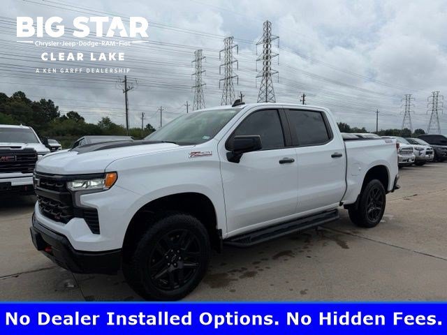 Used 2025 Summit White Chevrolet LT Trail Boss image 1