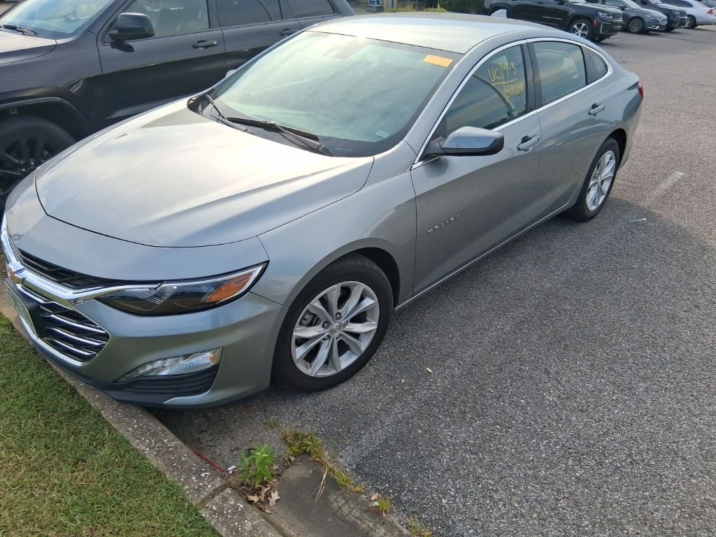 Used 2025 Gray Chevrolet LT image 2