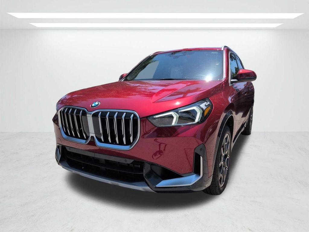 New 2026 Vegas Red Metallic BMW xDrive28i image 8