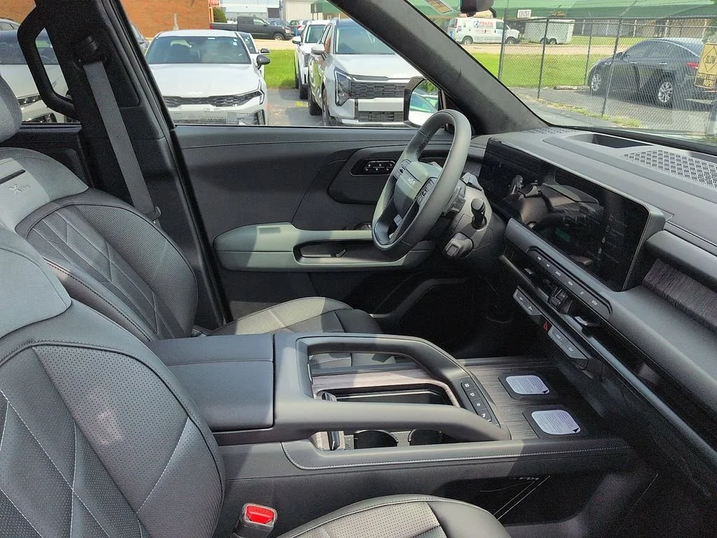 New 2027 Ebony Black Kia X-LINE SX PRESTIGE image 7