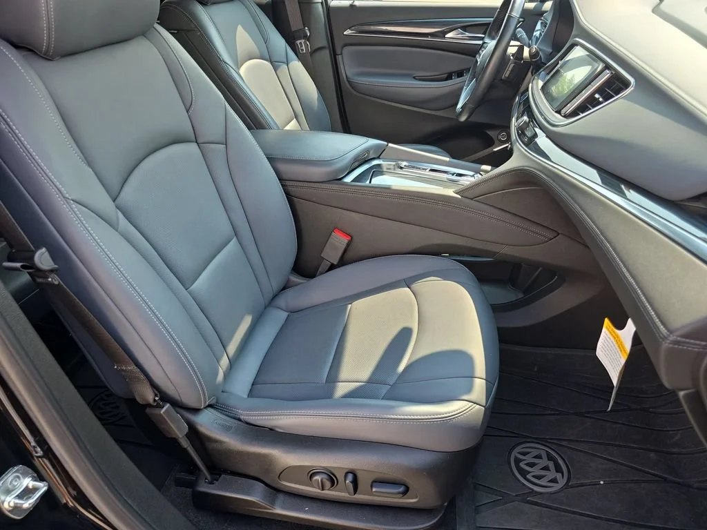 Used 2024 Ebony Twilight Metallic Buick Essence image 29