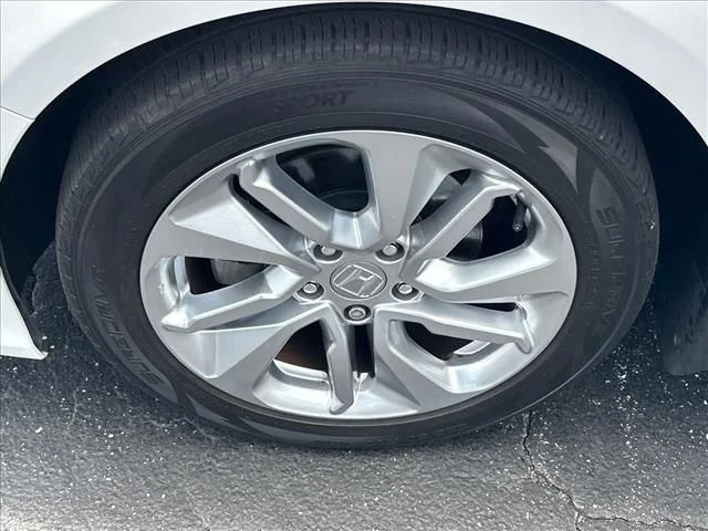 Used 2019  Honda LX image 35