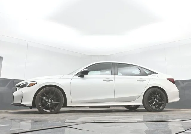 Used 2025 White Honda Sport image 30