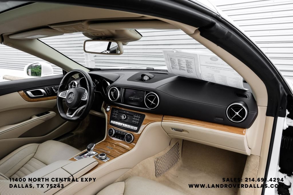 Used 2018 White Mercedes-Benz SL 550 image 14