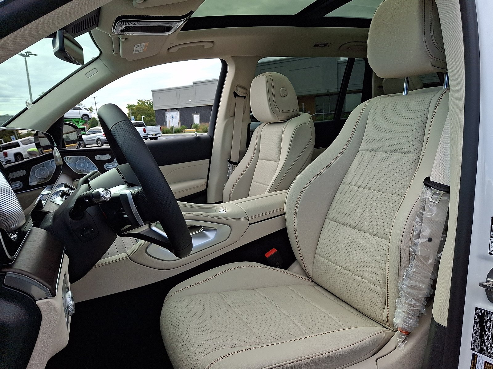 New 2027 Polar White Mercedes-Benz GLS 450 image 11