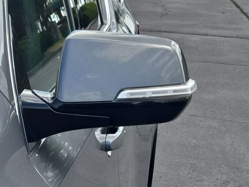 Used 2019 Satin Steel Metallic Chevrolet LT Cloth image 24
