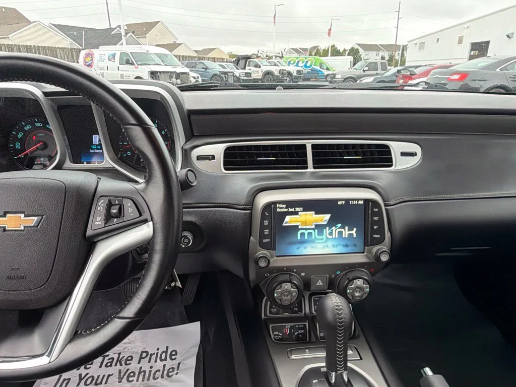 Used 2015 Black Chevrolet 2LT image 22