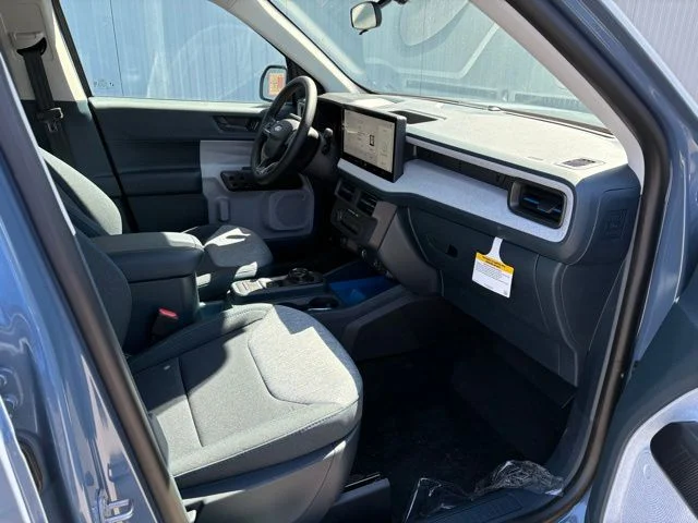New 2025 Azure Gray Metallic Tri-Coat Ford XLT image 30