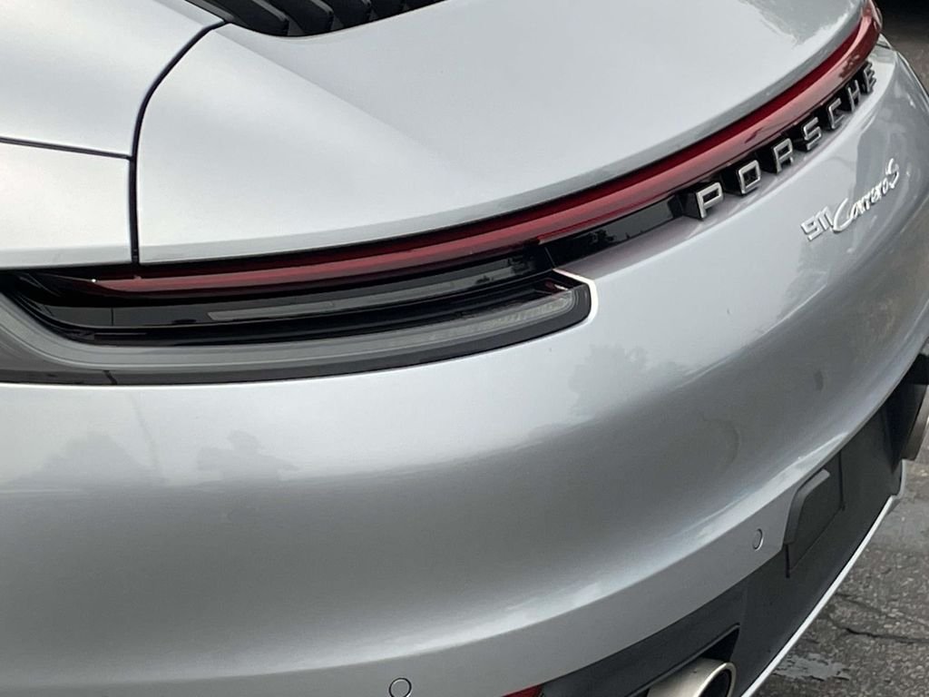Used 2020 Dolomite Silver Metallic Porsche Carrera S image 10