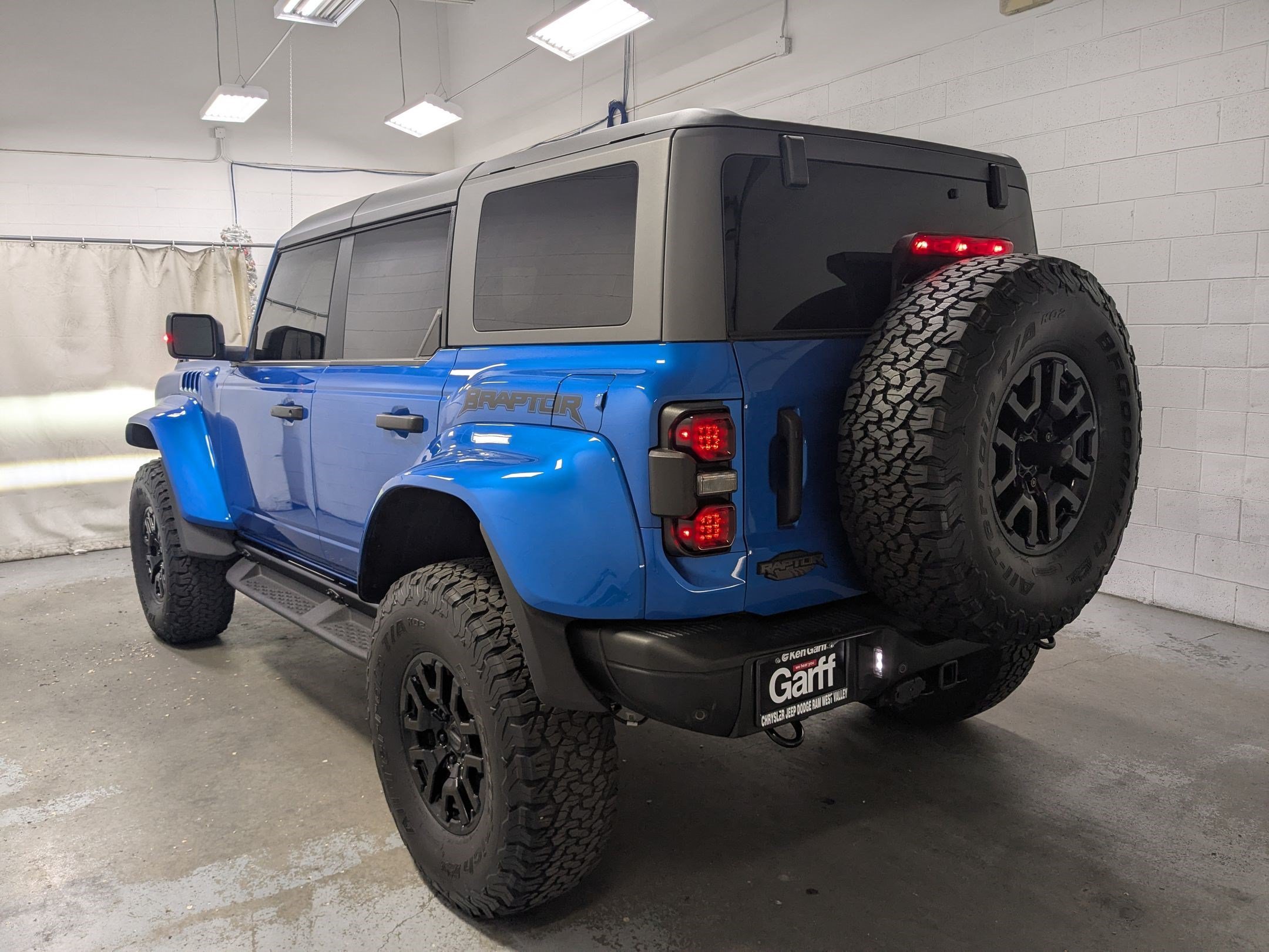 Used 2024 Blue Metallic Ford Raptor image 7