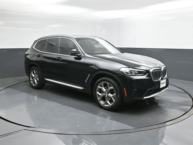 Used 2024 Black BMW xDrive30i image 26