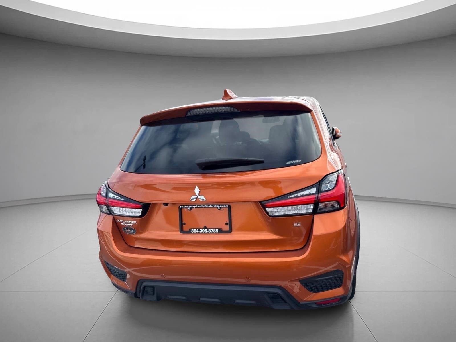 Used 2023 Sunshine Orange Metallic Mitsubishi ES image 13