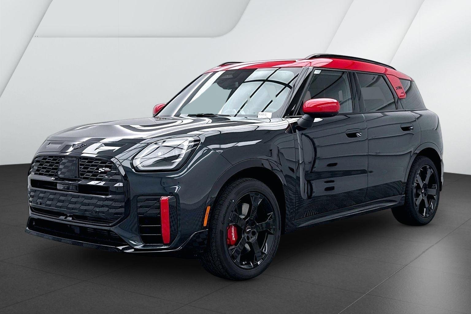New 2027 Legend Grey Metallic MINI John Cooper Works image 3