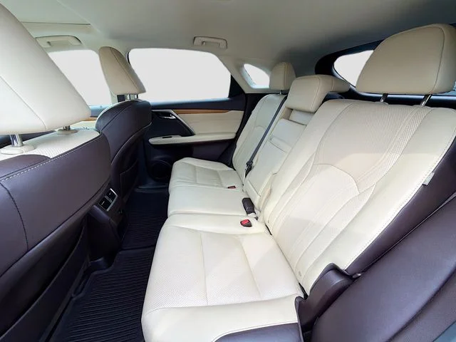 Used 2019 White Lexus 350 image 20