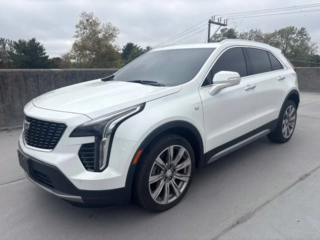 2023 Cadillac XT4 Premium Luxury