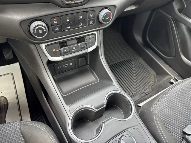 Used 2024 Summit White GMC SLE image 26
