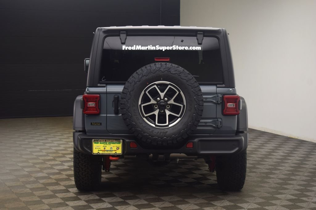 New 2026 Anvil Clear-Coat Exterior Paint Jeep Rubicon image 12